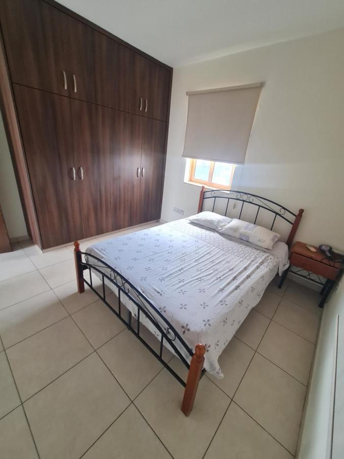 Top Floor 1 Bdrm Aprtrmnt Lejlighed Dromolaxia Eksteriør billede